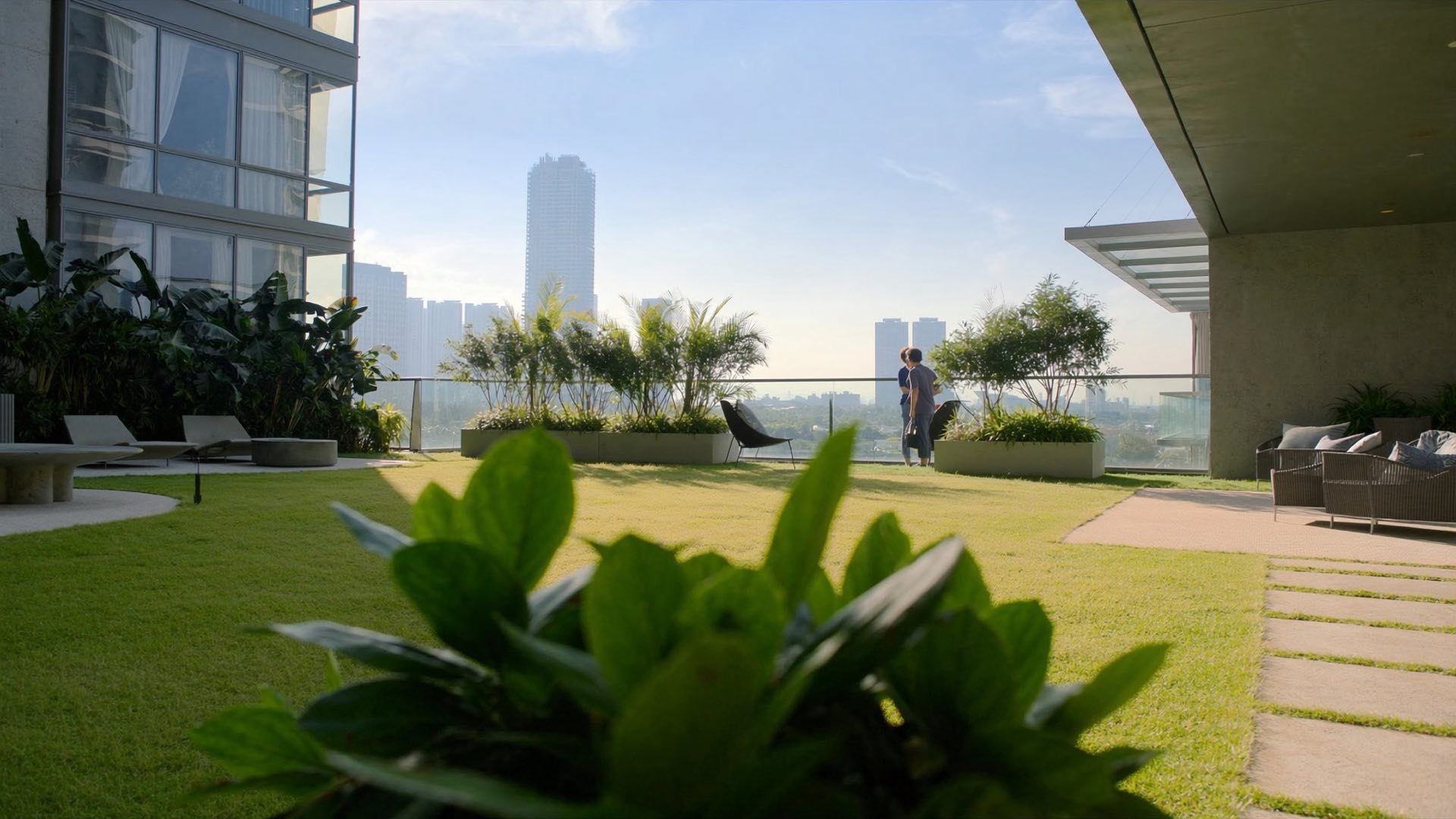 The green rooftop garden lawn on the Solstice amenity deck